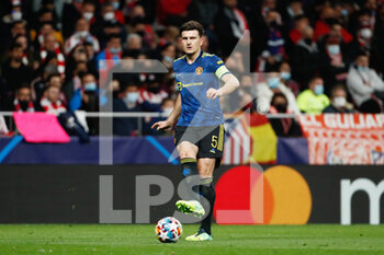 2022-02-23 - Harry Maguire of Manchester United during the UEFA Champions League, round of 16, 1st leg football match between Atletico de Madrid and Manchester United on February 23, 2022 in Madrid, Spain - ATLETICO DE MADRID VS MANCHESTER UNITED - UEFA CHAMPIONS LEAGUE - SOCCER