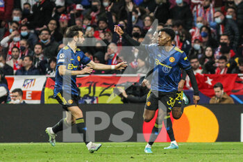 2022-02-23 - Anthony Elanga of Manchester United celebrates his goal 1-1 with Bruno Fernandes during the UEFA Champions League, round of 16, 1st leg football match between Atletico de Madrid and Manchester United on February 23, 2022 in Madrid, Spain - ATLETICO DE MADRID VS MANCHESTER UNITED - UEFA CHAMPIONS LEAGUE - SOCCER