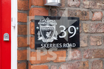 2022-03-08 - House sign, Liverpool emblem, in a road adjacent to Anfield, before the UEFA Champions League, Round of 16, 2nd leg football match between Liverpool and FC Internazionale on March 8, 2022 at Anfield stadium in Liverpool, England - LIVERPOOL VS FC INTERNAZIONALE - UEFA CHAMPIONS LEAGUE - SOCCER