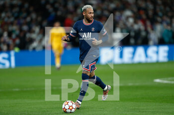 2022-03-09 - Neymar da Silva of PSG during the UEFA Champions League, Round of 16, 2nd leg football match between Real Madrid and Paris Saint-Germain on March 9, 2022 at Santiago Bernabeu stadium in Madrid, Spain - REAL MADRID VS PARIS SAINT-GERMAIN - UEFA CHAMPIONS LEAGUE - SOCCER