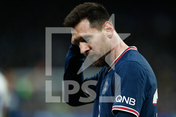 2022-03-09 - Lionel Messi of PSG during the UEFA Champions League, Round of 16, 2nd leg football match between Real Madrid and Paris Saint-Germain on March 9, 2022 at Santiago Bernabeu stadium in Madrid, Spain - REAL MADRID VS PARIS SAINT-GERMAIN - UEFA CHAMPIONS LEAGUE - SOCCER