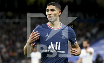 2022-03-09 - Achraf Hakimi of PSG during the UEFA Champions League, Round of 16, 2nd leg football match between Real Madrid and Paris Saint-Germain (PSG) on March 9, 2022 at Santiago Bernabeu stadium in Madrid, Spain - REAL MADRID VS PARIS SAINT-GERMAIN - UEFA CHAMPIONS LEAGUE - SOCCER