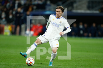 2022-03-09 - Luka Modric of Real Madrid during the UEFA Champions League, Round of 16, 2nd leg football match between Real Madrid and Paris Saint-Germain on March 9, 2022 at Santiago Bernabeu stadium in Madrid, Spain - REAL MADRID VS PARIS SAINT-GERMAIN - UEFA CHAMPIONS LEAGUE - SOCCER