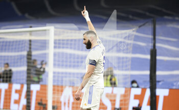 2022-03-09 - Karim Benzema of Real Madrid celebrates his second goal during the UEFA Champions League, Round of 16, 2nd leg football match between Real Madrid and Paris Saint-Germain (PSG) on March 9, 2022 at Santiago Bernabeu stadium in Madrid, Spain - REAL MADRID VS PARIS SAINT-GERMAIN - UEFA CHAMPIONS LEAGUE - SOCCER