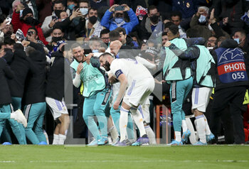 2022-03-09 - Karim Benzema of Real Madrid celebrates his goal with Eden Hazard (left) during the UEFA Champions League, Round of 16, 2nd leg football match between Real Madrid and Paris Saint-Germain (PSG) on March 9, 2022 at Santiago Bernabeu stadium in Madrid, Spain - REAL MADRID VS PARIS SAINT-GERMAIN - UEFA CHAMPIONS LEAGUE - SOCCER