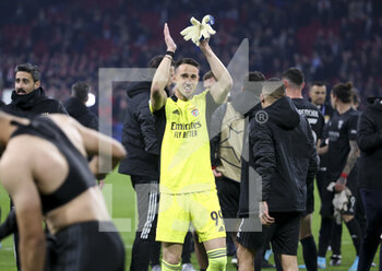 2022-03-15 - Goalkeeper of Benfica Odysseas Vlachodimos and teammates celebrate the victory and the qualification following the UEFA Champions League, Round of 16, 2nd leg football match between AFC AJAX Amsterdam and SL Benfica Lisbon on March 15, 2022 at Johan Cruijff ArenA in Amsterdam, Netherlands - AFC AJAX AMSTERDAM VS SL BENFICA LISBON - UEFA CHAMPIONS LEAGUE - SOCCER