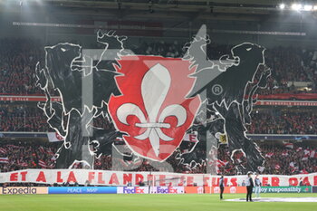 2022-03-16 - Tifo supporters Losc during the UEFA Champions League, Round of 16, 2nd leg football match between LOSC Lille and Chelsea on March 16, 2022 at Pierre Mauroy stadium in Villeneuve-d'Ascq, France - LOSC LILLE VS CHELSEA - UEFA CHAMPIONS LEAGUE - SOCCER