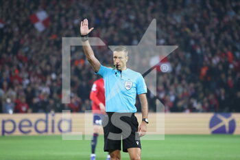 2022-03-16 - Referee Davide Massa Italia during the UEFA Champions League, Round of 16, 2nd leg football match between LOSC Lille and Chelsea on March 16, 2022 at Pierre Mauroy stadium in Villeneuve-d'Ascq, France - LOSC LILLE VS CHELSEA - UEFA CHAMPIONS LEAGUE - SOCCER