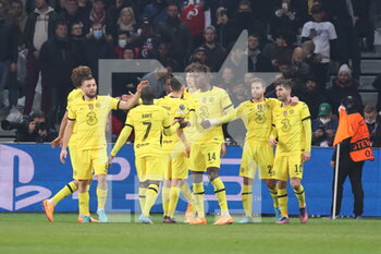 2022-03-16 - Congratulation after goal players Chelsea during the UEFA Champions League, Round of 16, 2nd leg football match between LOSC Lille and Chelsea on March 16, 2022 at Pierre Mauroy stadium in Villeneuve-d'Ascq, France - LOSC LILLE VS CHELSEA - UEFA CHAMPIONS LEAGUE - SOCCER