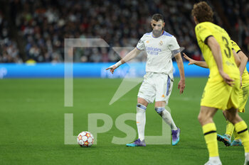 2022-04-12 - Karim Benzema of Real Madrid during the UEFA Champions League, Quarter-finals, 2nd leg football match between Real Madrid and Chelsea on april 12, 2022 at Santiago Bernabeu stadium in Madrid, Spain - REAL MADRID VS CHELSEA - UEFA CHAMPIONS LEAGUE - SOCCER