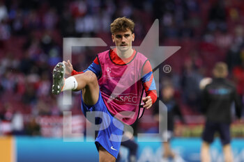 2022-04-13 - Antoine Griezmann of Atletico de Madrid warms up during the UEFA Champions League, Quarter-finals, 2nd leg football match between Atletico de Madrid and Manchester City on April 13, 2022 at Wanda Metropolitano stadium in Madrid, Spain - ATLETICO DE MADRID VS MANCHESTER CITY - UEFA CHAMPIONS LEAGUE - SOCCER