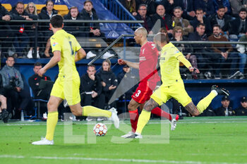2022-05-03 - Fabinho (Liverpool FC) carry on the action that will lead to his goal for 2-1 - VILLARREAL CF VS LIVERPOOL FC - UEFA CHAMPIONS LEAGUE - SOCCER