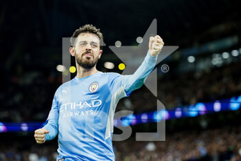 2022-04-26 - Bernardo Silva (20) of Manchester City celebrates his goal 4-2 during the UEFA Champions League, Semi-finals, 1st leg football match between Manchester City and Real Madrid on April 26, 2022 at the Etihad Stadium in Manchester, England - MANCHESTER CITY VS REAL MADRID - UEFA CHAMPIONS LEAGUE - SOCCER