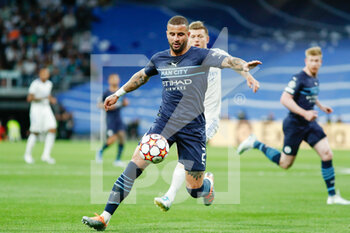2022-05-04 - Kyle Walker of Manchester City during the UEFA Champions League, Semi-finals, 2nd leg football match between Real Madrid and Manchester City on May 4, 2022 at the Santiago Bernabeu Stadium in Madrid, Spain - REAL MADRID VS MANCHESTER CITY - UEFA CHAMPIONS LEAGUE - SOCCER