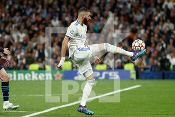 2022-05-04 - Karim Benzema of Real Madrid during the UEFA Champions League, Semi-finals, 2nd leg football match between Real Madrid and Manchester City on May 4, 2022 at the Santiago Bernabeu Stadium in Madrid, Spain - REAL MADRID VS MANCHESTER CITY - UEFA CHAMPIONS LEAGUE - SOCCER