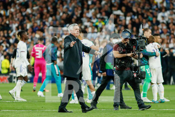 2022-05-04 - Carlo Ancelotti, coach of Real Madrid celebrates at full time during the UEFA Champions League, Semi-finals, 2nd leg football match between Real Madrid and Manchester City on May 4, 2022 at the Santiago Bernabeu Stadium in Madrid, Spain - REAL MADRID VS MANCHESTER CITY - UEFA CHAMPIONS LEAGUE - SOCCER