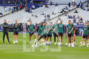 2022-05-27 - Liverpool players during the training of the teams ahead of the UEFA Champions League Final football match on May 27, 2022 at Stade de France in Saint-Denis near Paris, France - FOOTBALL - CHAMPIONS LEAGUE - FINAL - TRAINING - UEFA CHAMPIONS LEAGUE - SOCCER