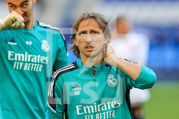 2022-05-27 - Luka Modric (10) of Real Madrid during the training of the teams ahead of the UEFA Champions League Final football match on May 27, 2022 at Stade de France in Saint-Denis near Paris, France - FOOTBALL - CHAMPIONS LEAGUE - FINAL - TRAINING - UEFA CHAMPIONS LEAGUE - SOCCER