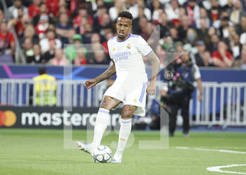 2022-05-28 - Eder Militao of Real Madrid during the UEFA Champions League Final football match between Liverpool FC and Real Madrid CF on May 28, 2022 at Stade de France in Saint-Denis near Paris, France - FOOTBALL - CHAMPIONS LEAGUE - FINAL - LIVERPOOL V REAL MADRID - UEFA CHAMPIONS LEAGUE - SOCCER