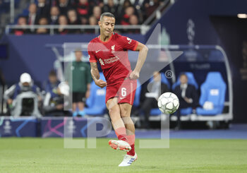 2022-05-28 - Thiago Alcantara of Liverpool during the UEFA Champions League Final football match between Liverpool FC and Real Madrid CF on May 28, 2022 at Stade de France in Saint-Denis near Paris, France - FOOTBALL - CHAMPIONS LEAGUE - FINAL - LIVERPOOL V REAL MADRID - UEFA CHAMPIONS LEAGUE - SOCCER