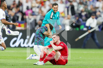 2022-05-28 - Andrew Robertson (26) of Liverpool looks dejected at full time during the UEFA Champions League, Final football match between Liverpool FC and Real Madrid CF on May 28, 2022 at Stade de France in Saint-Denis near Paris, France - FOOTBALL - CHAMPIONS LEAGUE - FINAL - LIVERPOOL V REAL MADRID - UEFA CHAMPIONS LEAGUE - SOCCER