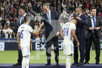 2022-05-28 - King Felipe of Spain, UEFA President Aleksander Ceferin during the trophy ceremony following the UEFA Champions League Final football match between Liverpool FC and Real Madrid CF on May 28, 2022 at Stade de France in Saint-Denis near Paris, France - FOOTBALL - CHAMPIONS LEAGUE - FINAL - LIVERPOOL V REAL MADRID - UEFA CHAMPIONS LEAGUE - SOCCER