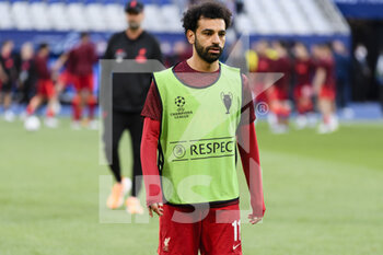 2022-05-28 - PARIS, FRANCE - MAY 28: Mohamed Salah of Liverpool warming up during the UEFA Champions League final match between Liverpool FC and Real Madrid at Stade de France on May 28, 2022 in Paris, France. - LIVERPOOL FC V REAL MADRID - UEFA CHAMPIONS LEAGUE FINAL 2021/22 - UEFA CHAMPIONS LEAGUE - SOCCER