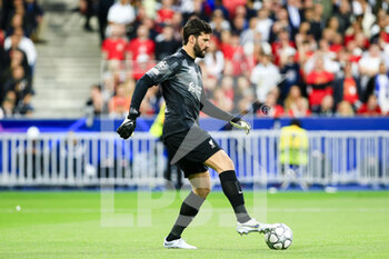 2022-05-28 - PARIS, FRANCE - MAY 28: Alisson Becker of Liverpool in action during the UEFA Champions League final match between Liverpool FC and Real Madrid at Stade de France on May 28, 2022 in Paris, France. - LIVERPOOL FC V REAL MADRID - UEFA CHAMPIONS LEAGUE FINAL 2021/22 - UEFA CHAMPIONS LEAGUE - SOCCER