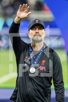2022-05-28 - PARIS, FRANCE - MAY 28: Liverpool Head Coach Jurgen Klopp was crushed after been defeated Real Madrid during the UEFA Champions League final match between Liverpool FC and Real Madrid at Stade de France on May 28, 2022 in Paris, France. - LIVERPOOL FC V REAL MADRID - UEFA CHAMPIONS LEAGUE FINAL 2021/22 - UEFA CHAMPIONS LEAGUE - SOCCER