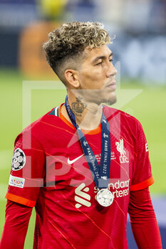 2022-05-28 - PARIS, FRANCE - MAY 28: Roberto Firmino of Liverpool was crushed after been defeated Real Madrid during the UEFA Champions League final match between Liverpool FC and Real Madrid at Stade de France on May 28, 2022 in Paris, France. - LIVERPOOL FC V REAL MADRID - UEFA CHAMPIONS LEAGUE FINAL 2021/22 - UEFA CHAMPIONS LEAGUE - SOCCER