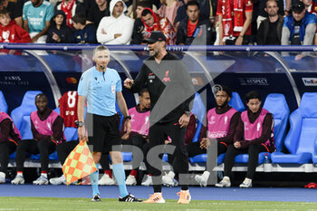 2022-05-28 - PARIS, FRANCE - MAY 28: Liverpool Head Coach Jurgen Klopp gestures during the UEFA Champions League final match between Liverpool FC and Real Madrid at Stade de France on May 28, 2022 in Paris, France. - LIVERPOOL FC V REAL MADRID - UEFA CHAMPIONS LEAGUE FINAL 2021/22 - UEFA CHAMPIONS LEAGUE - SOCCER