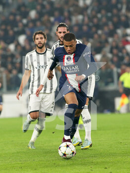 2022-11-02 - Kylian Mbappe (Paris Saint-Germain) in action - JUVENTUS FC VS PARIS SAINT-GERMAIN FC - UEFA CHAMPIONS LEAGUE - SOCCER