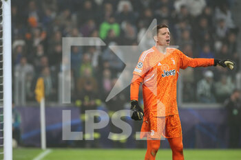 2022-11-02 - Wojciech Szczesny (Juventus FC), goalkeeper - JUVENTUS FC VS PARIS SAINT-GERMAIN FC - UEFA CHAMPIONS LEAGUE - SOCCER