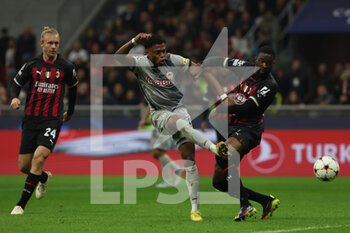 2022-11-02 - Junior Adamu of FC Red Bull Salzburg in action with Fikayo Tomori of AC Milan during UEFA Champions League 2022/23 Group Stage - Group E football match between AC Milan and FC Red Bull Salzburg at Giuseppe Meazza Stadium, Milan, Italy on November 02, 2022 - AC MILAN VS FC RED BULL SALZBURG - UEFA CHAMPIONS LEAGUE - SOCCER