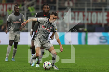 2022-11-02 - Amar Dedic of FC Red Bull Salzburg in action during UEFA Champions League 2022/23 Group Stage - Group E football match between AC Milan and FC Red Bull Salzburg at Giuseppe Meazza Stadium, Milan, Italy on November 02, 2022 - AC MILAN VS FC RED BULL SALZBURG - UEFA CHAMPIONS LEAGUE - SOCCER