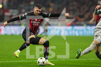 2022-11-02 - Ante Rebic of AC Milan in action during UEFA Champions League 2022/23 Group Stage - Group E football match between AC Milan and FC Red Bull Salzburg at Giuseppe Meazza Stadium, Milan, Italy on November 02, 2022 - AC MILAN VS FC RED BULL SALZBURG - UEFA CHAMPIONS LEAGUE - SOCCER