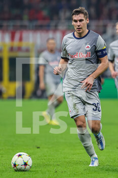 2022-11-02 - Maximilian Wober of FC Red Bull Salzburg in action during UEFA Champions League 2022/23 Group Stage - Group E football match between AC Milan and FC Red Bull Salzburg at Giuseppe Meazza Stadium, Milan, Italy on November 02, 2022 - AC MILAN VS FC RED BULL SALZBURG - UEFA CHAMPIONS LEAGUE - SOCCER