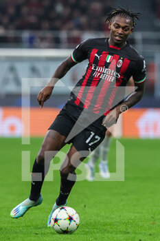 2022-11-02 - Rafael Leao of AC Milan in action during UEFA Champions League 2022/23 Group Stage - Group E football match between AC Milan and FC Red Bull Salzburg at Giuseppe Meazza Stadium, Milan, Italy on November 02, 2022 - AC MILAN VS FC RED BULL SALZBURG - UEFA CHAMPIONS LEAGUE - SOCCER