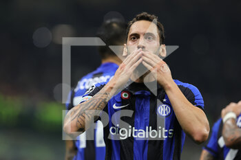 2022-10-04 - Henrikh Mkhitaryan of FC Internazionale celebrates after scoring a goal during the UEFA Champions League 2022/23 Group Stage - Group C football match between FC Internazionale and FC Barcelona at Giuseppe Meazza Stadium, Milan, Italy on October 04, 2022 - INTER - FC INTERNAZIONALE VS FC BARCELONA - UEFA CHAMPIONS LEAGUE - SOCCER