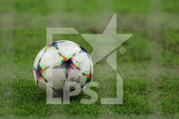 2022-10-26 - Official Adidas Champions League matchball during the UEFA Champions League 2022/23 Group Stage - Group C football match between FC Internazionale and FC Viktoria Plzen at Giuseppe Meazza Stadium, Milan, Italy on October 26, 2022 - INTER - FC INTERNAZIONALE VS FC VIKTORIA PLZEN - UEFA CHAMPIONS LEAGUE - SOCCER