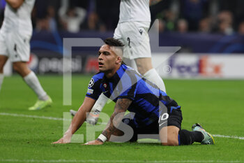 2022-10-26 - Lautaro Martinez of FC Internazionale reacts during the UEFA Champions League 2022/23 Group Stage - Group C football match between FC Internazionale and FC Viktoria Plzen at Giuseppe Meazza Stadium, Milan, Italy on October 26, 2022 - INTER - FC INTERNAZIONALE VS FC VIKTORIA PLZEN - UEFA CHAMPIONS LEAGUE - SOCCER