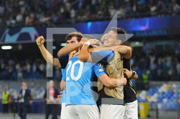 2022-09-07 - Piotr Zielinski SSC Napoli celebrate with teammates    during the Uefa Champions League match between SSC Napoli vs FC Liverpool  at Diego Armando Maradona Stadium  - SSN NAPOLI VS LIVERPOOL FC - UEFA CHAMPIONS LEAGUE - SOCCER
