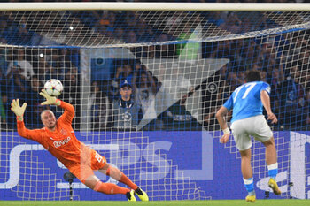 2022-10-12 - Khvicha Kvaratskhelia of SSC Napoli  transforms the penalty kick  during the Uefa Champions League  SSC Napoli and AFC Ajax  at Diego Armando Maradona Stadium - SSN NAPOLI VS AFC AJAX - UEFA CHAMPIONS LEAGUE - SOCCER