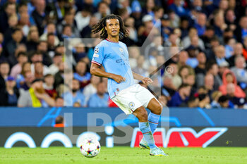 2022-09-14 - Nathan Ake (6) of Manchester City during the Champions League match between Manchester City and Borussia Dortmund at the Etihad Stadium, Manchester, England on 14 September 2022. Photo Nigel Keene/ ProSportsImages / DPPI - FOOTBALL - CHAMPIONS LEAGUE - MANCHESTER CITY V BORUSSIA DORTMUND - UEFA CHAMPIONS LEAGUE - SOCCER