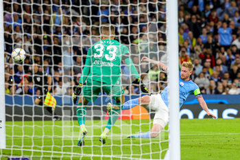 2022-09-14 - Kevin De Bruyne (17) of Manchester City during the Champions League match between Manchester City and Borussia Dortmund at the Etihad Stadium, Manchester, England on 14 September 2022. Photo Nigel Keene/ ProSportsImages / DPPI - FOOTBALL - CHAMPIONS LEAGUE - MANCHESTER CITY V BORUSSIA DORTMUND - UEFA CHAMPIONS LEAGUE - SOCCER