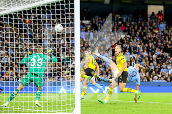 2022-09-14 - Goal 2-1 Erling Haaland (9) of Manchester City scores a goal during the Champions League match between Manchester City and Borussia Dortmund at the Etihad Stadium, Manchester, England on 14 September 2022. Photo Nigel Keene/ ProSportsImages / DPPI - FOOTBALL - CHAMPIONS LEAGUE - MANCHESTER CITY V BORUSSIA DORTMUND - UEFA CHAMPIONS LEAGUE - SOCCER