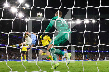 2022-09-14 - Goal 2-1 Erling Haaland (9) of Manchester City scores a goal during the Champions League match between Manchester City and Borussia Dortmund at the Etihad Stadium, Manchester, England on 14 September 2022. Photo Nigel Keene/ ProSportsImages / DPPI - FOOTBALL - CHAMPIONS LEAGUE - MANCHESTER CITY V BORUSSIA DORTMUND - UEFA CHAMPIONS LEAGUE - SOCCER
