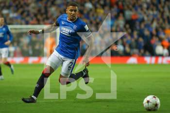 2022-09-14 - James Tavernier (#2) of Rangers FC during the Champions League match between Rangers and Napoli at Ibrox, Glasgow, Scotland on 14 September 2022. Photo Colin Poultney / ProSportsImages / DPPI - FOOTBALL - CHAMPIONS LEAGUE - RANGERS V NAPOLI - UEFA CHAMPIONS LEAGUE - SOCCER