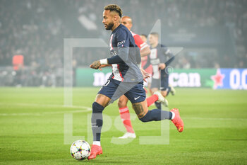 2022-10-11 - NEYMAR JR of PSG during the UEFA Champions League, Group H football match between Paris Saint-Germain and SL Benfica on October 11, 2022 at Parc des Princes stadium in Paris, France - FOOTBALL - CHAMPIONS LEAGUE - PARIS SG V BENFICA - UEFA CHAMPIONS LEAGUE - SOCCER