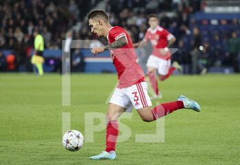 2022-10-11 - Alejandro Grimaldo of Benfica during the UEFA Champions League, Group H football match between Paris Saint-Germain and SL Benfica (Lisbon) on October 11, 2022 at Parc des Princes stadium in Paris, France - FOOTBALL - CHAMPIONS LEAGUE - PARIS SG V BENFICA - UEFA CHAMPIONS LEAGUE - SOCCER